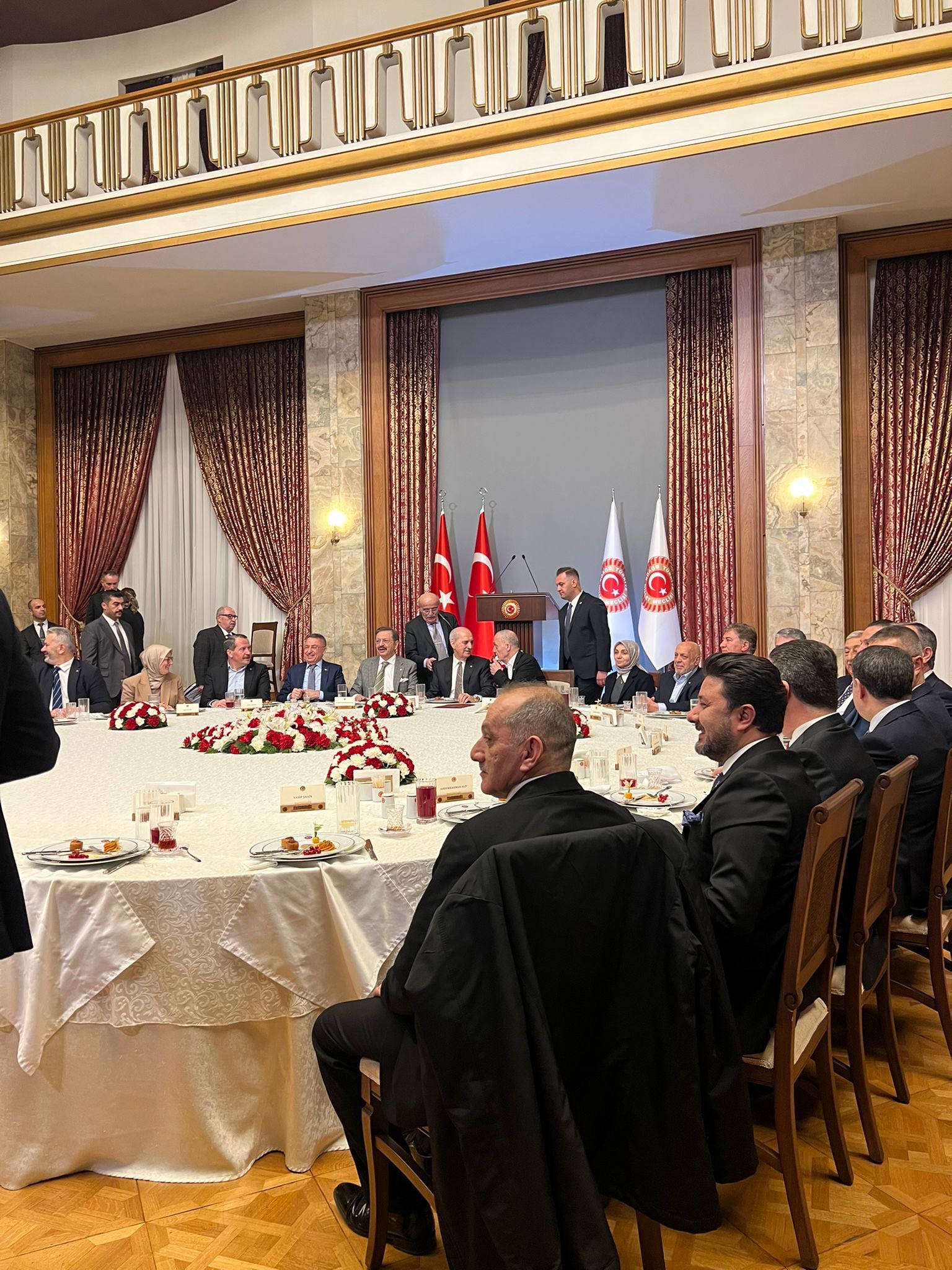 Kırgızistan Cumhuriyeti Türkiye Bölge Fahri Konsolosu Kurtulmuş’un İftar Programına Katıldı